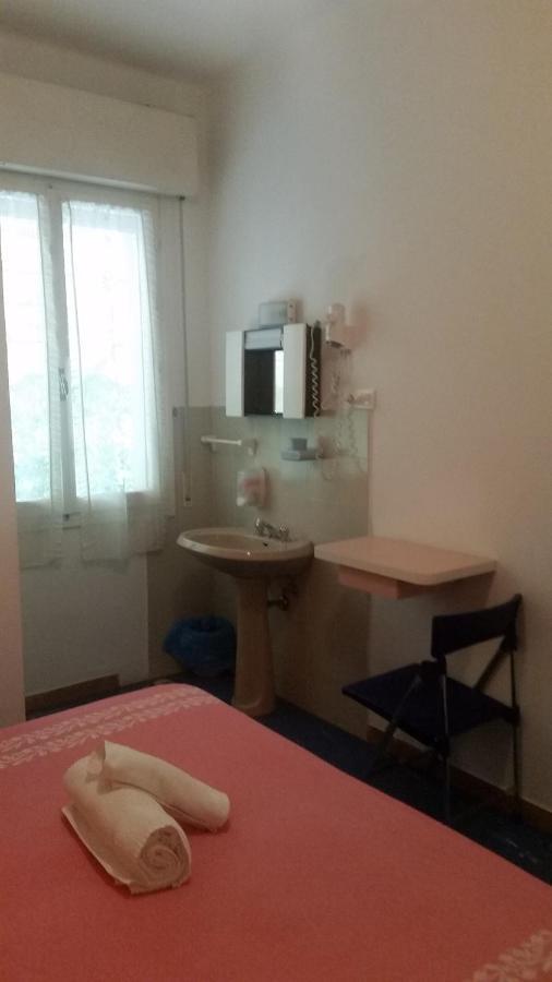 Hotel Manolita Rimini Ngoại thất bức ảnh