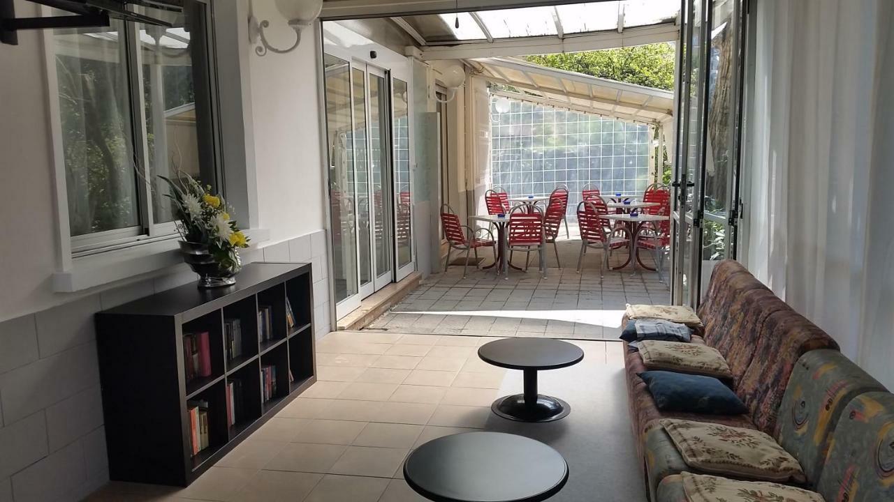Hotel Manolita Rimini Ngoại thất bức ảnh