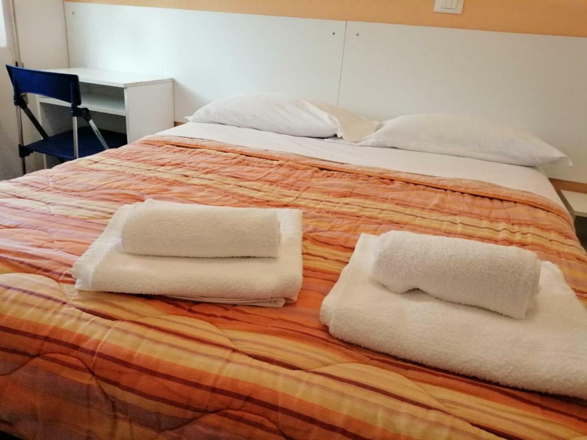 Hotel Manolita Rimini Ngoại thất bức ảnh