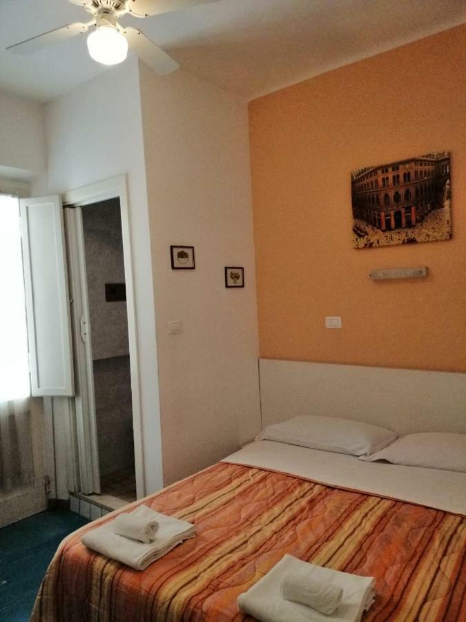 Hotel Manolita Rimini Ngoại thất bức ảnh